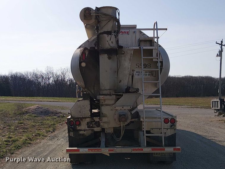 image for item FH7038 2018 CEI AT35LW feed delivery trailer