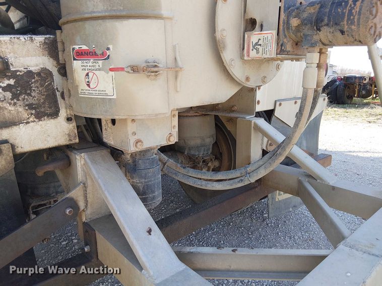 image for item FH7038 2018 CEI AT35LW feed delivery trailer