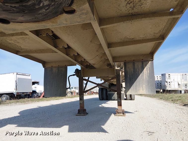 image for item FH7038 2018 CEI AT35LW feed delivery trailer