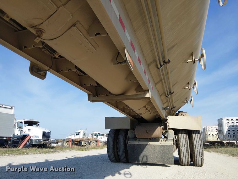 image for item FH7038 2018 CEI AT35LW feed delivery trailer