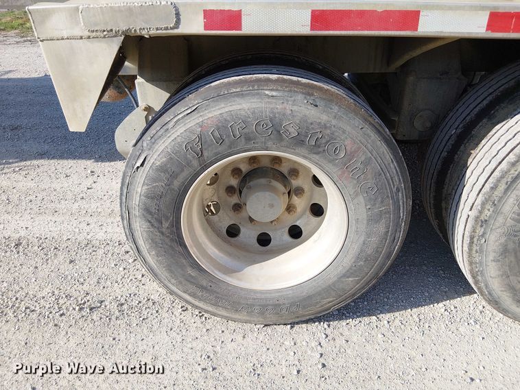 image for item FH7038 2018 CEI AT35LW feed delivery trailer