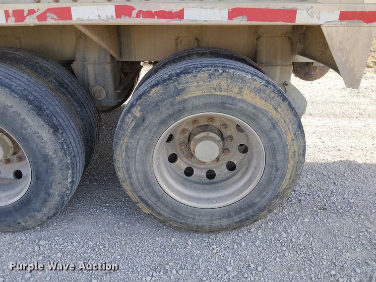 image for item FH7038 2018 CEI AT35LW feed delivery trailer