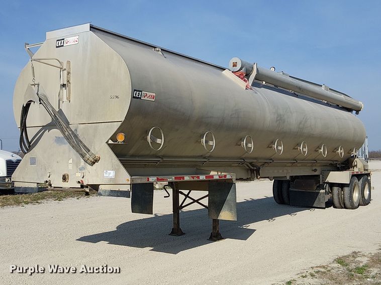 image for item FH7039 2018 CEI  AT35LW feed delivery trailer