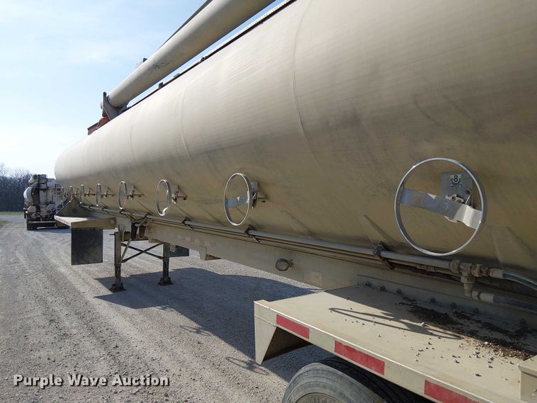 image for item FH7039 2018 CEI  AT35LW feed delivery trailer