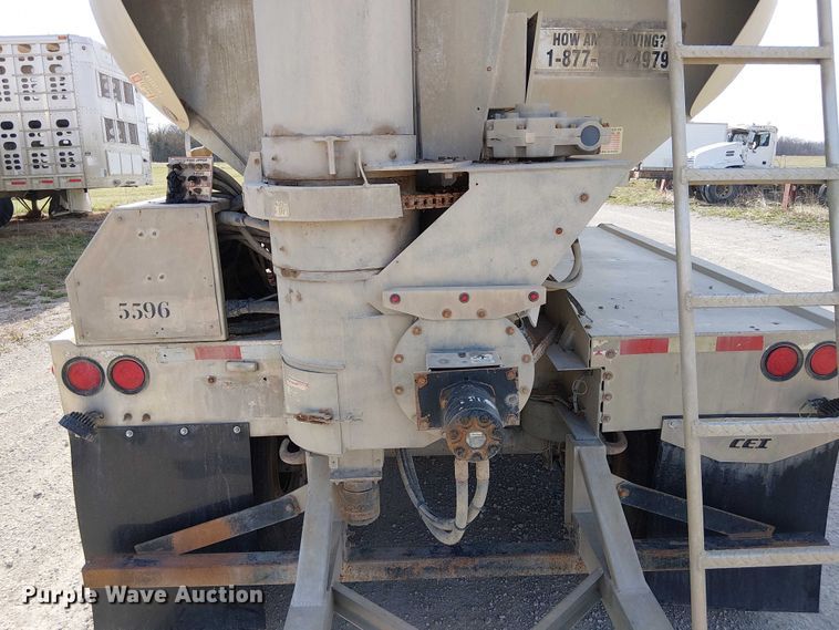 image for item FH7039 2018 CEI  AT35LW feed delivery trailer