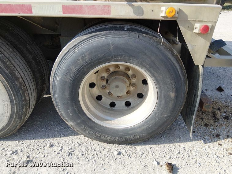 image for item FH7039 2018 CEI  AT35LW feed delivery trailer