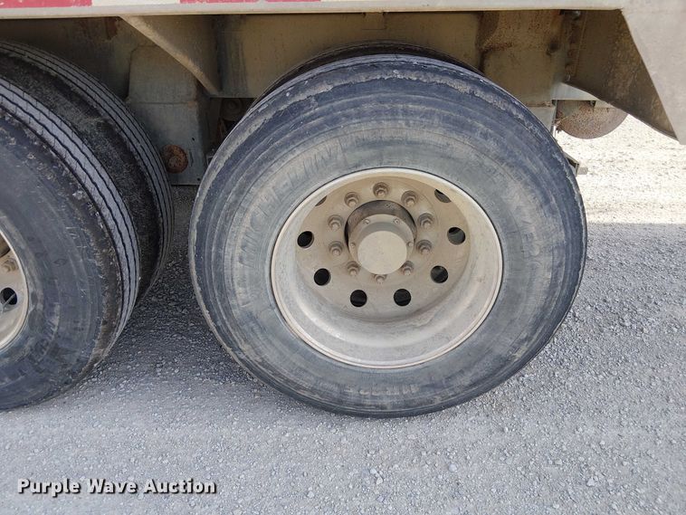 image for item FH7039 2018 CEI  AT35LW feed delivery trailer