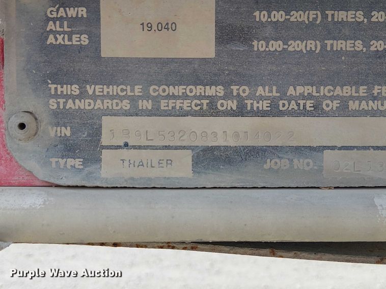 image for item FH7040 2003 Barrett livestock trailer