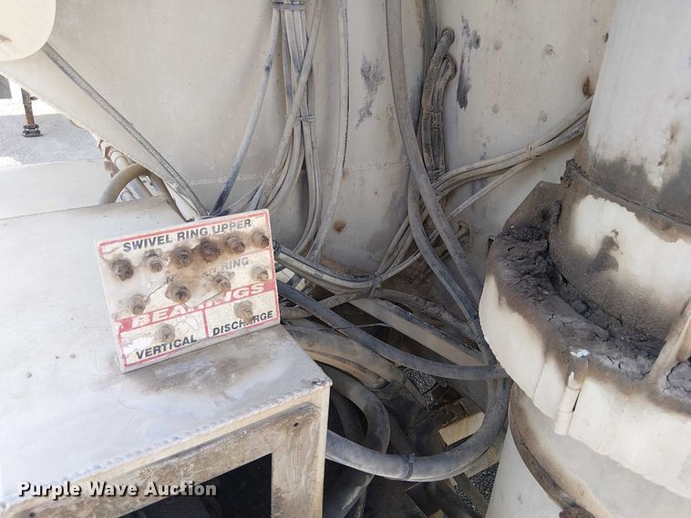 image for item FH7043 2018 CEI AT35LW feed delivery trailer