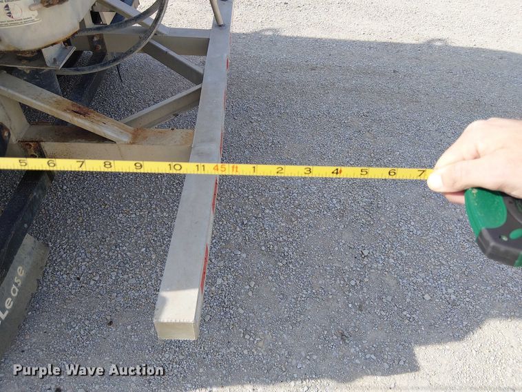 image for item FH7043 2018 CEI AT35LW feed delivery trailer