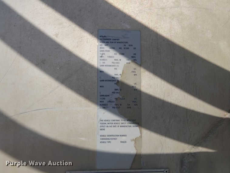 image for item FH7043 2018 CEI AT35LW feed delivery trailer