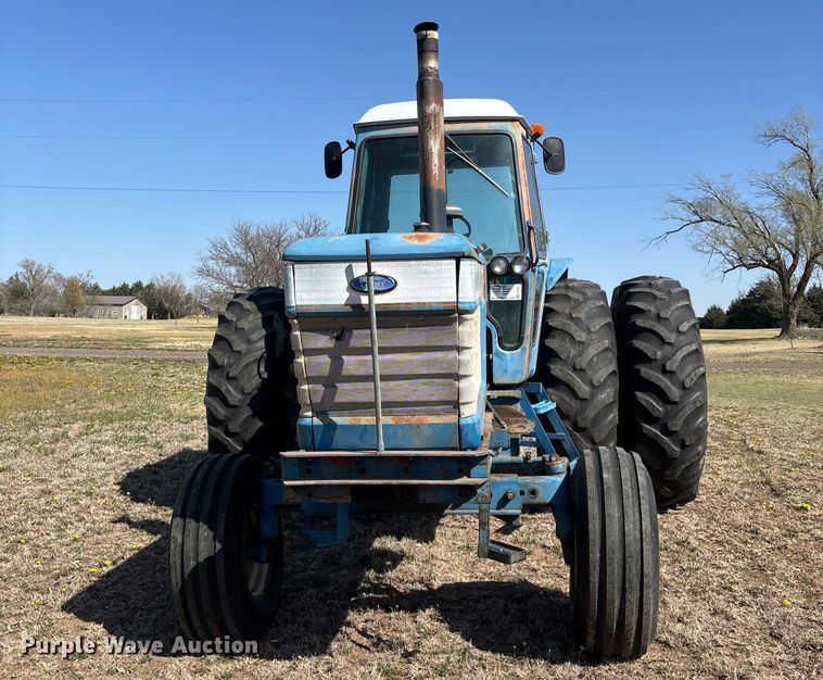 image for item FI0931 1985 Ford TW25 tractor