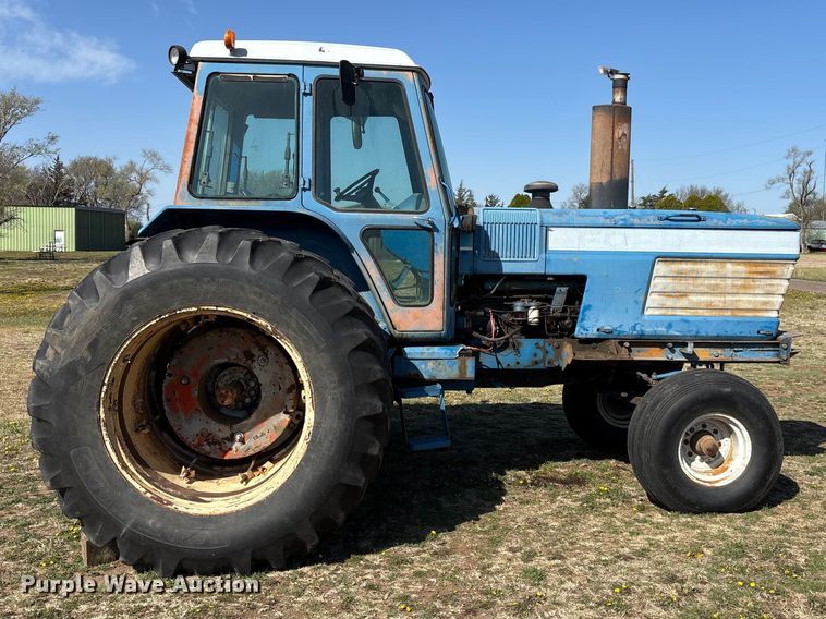 image for item FI0931 1985 Ford TW25 tractor