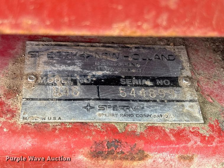 image for item FK1291 New Holland 846 round baler