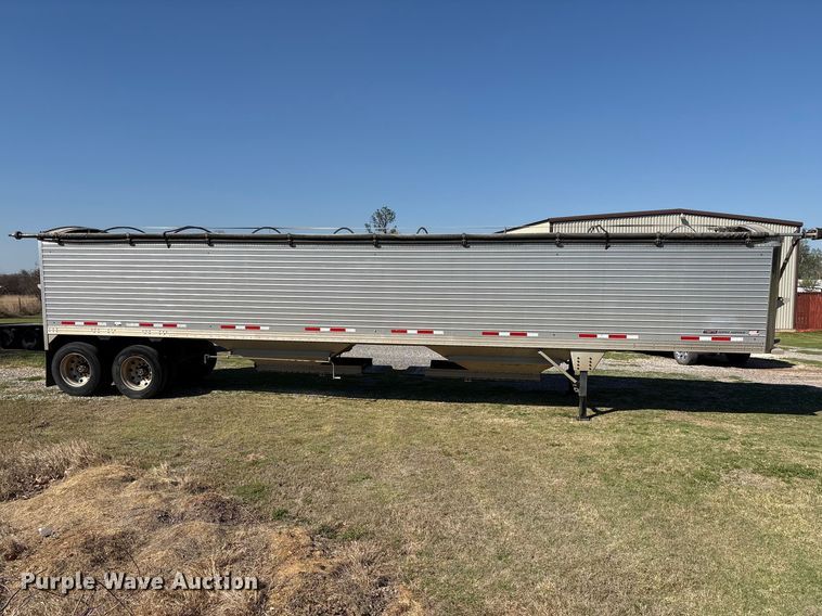 image for item FK2604 2017 Timpte grain trailer