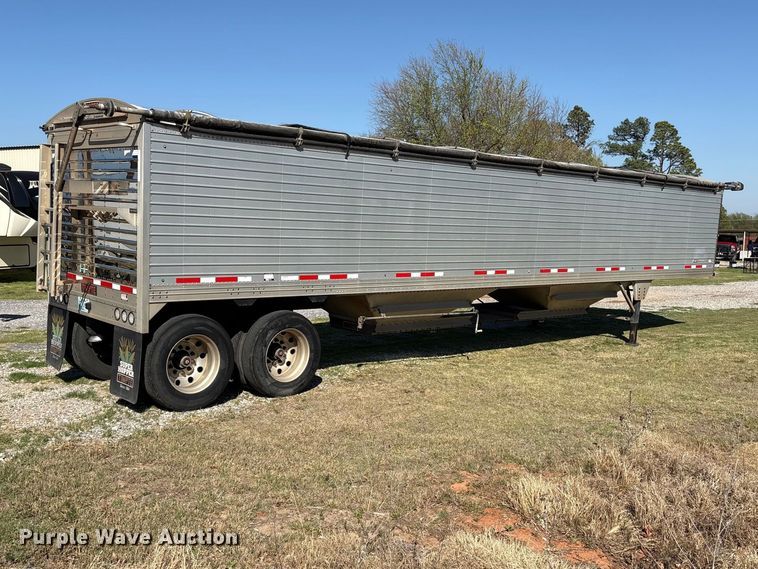 image for item FK2604 2017 Timpte grain trailer