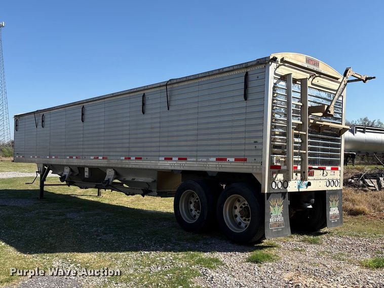image for item FK2604 2017 Timpte grain trailer