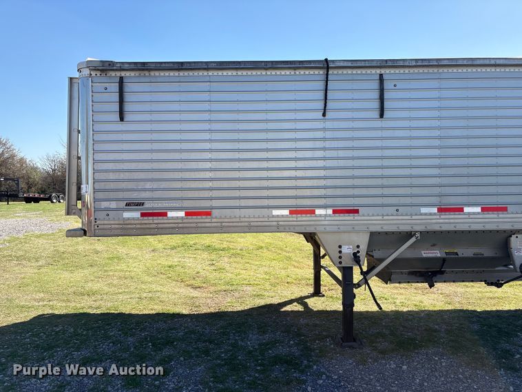 image for item FK2604 2017 Timpte grain trailer