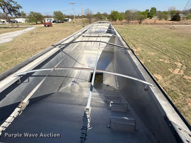 image for item FK2604 2017 Timpte grain trailer