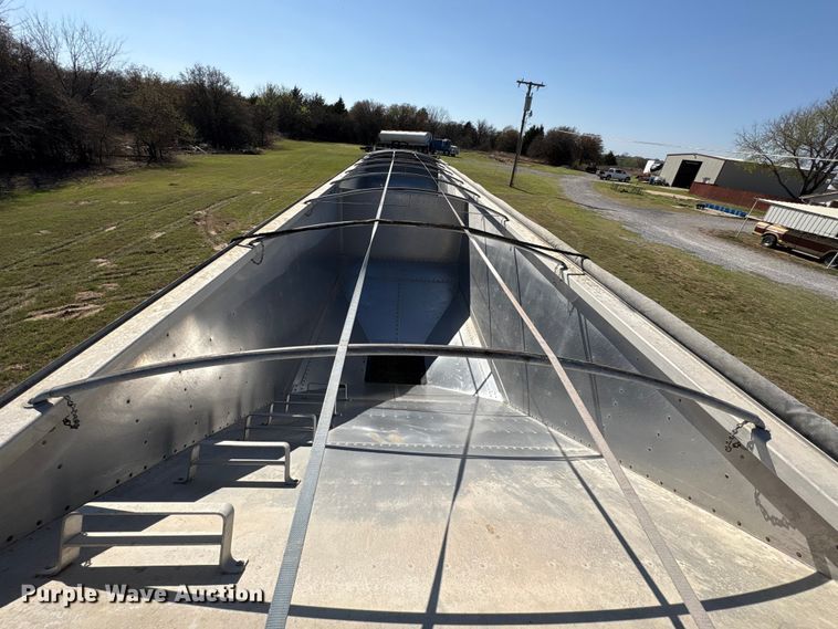 image for item FK2604 2017 Timpte grain trailer