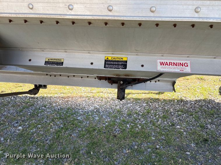 image for item FK2604 2017 Timpte grain trailer