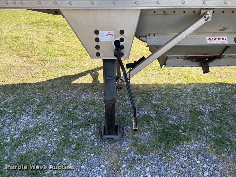 image for item FK2604 2017 Timpte grain trailer