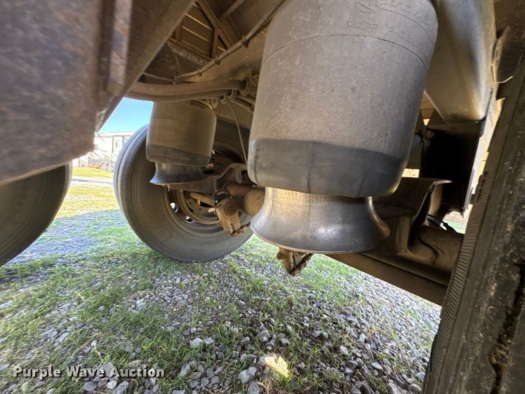 image for item FK2604 2017 Timpte grain trailer