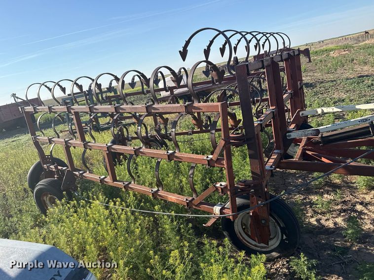 image for item GP9652 Noble field cultivator
