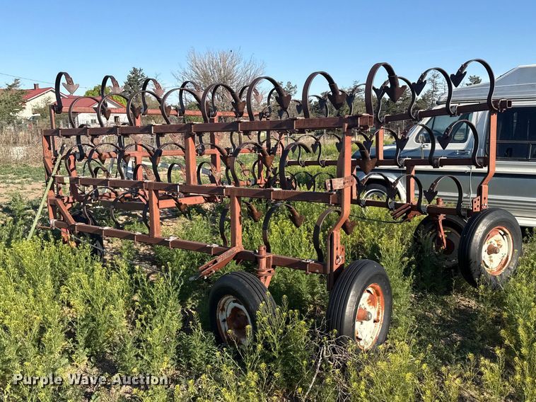 image for item GP9652 Noble field cultivator