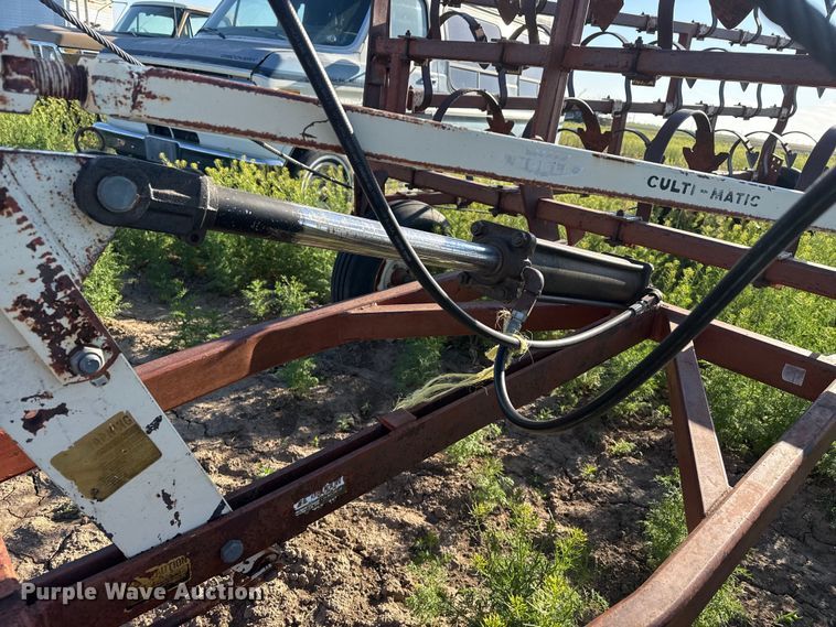 image for item GP9652 Noble field cultivator