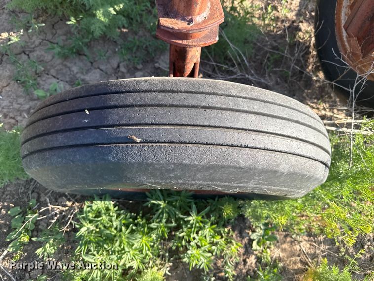image for item GP9652 Noble field cultivator