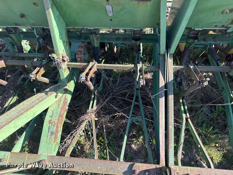 image for item GP9653 John Deere grain drill