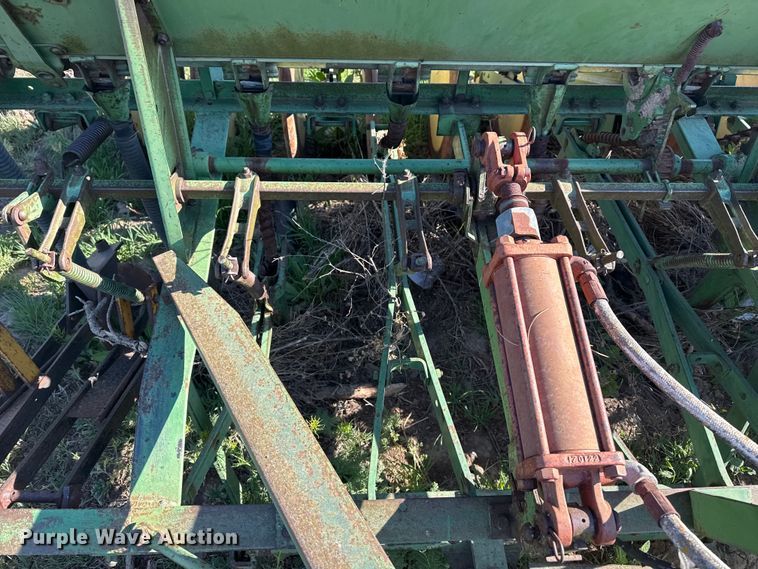image for item GP9653 John Deere grain drill