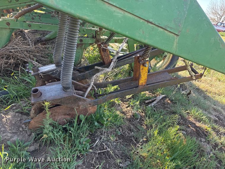 image for item GP9653 John Deere grain drill
