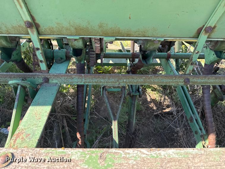 image for item GP9653 John Deere grain drill