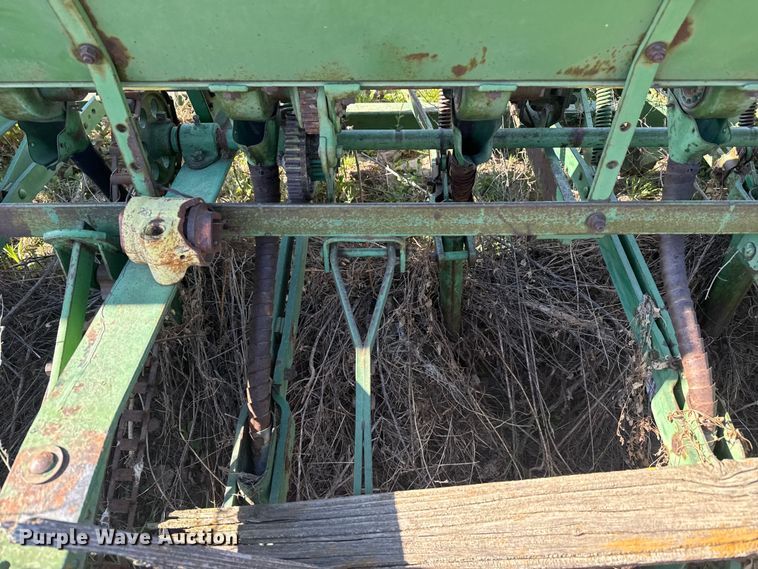 image for item GP9653 John Deere grain drill