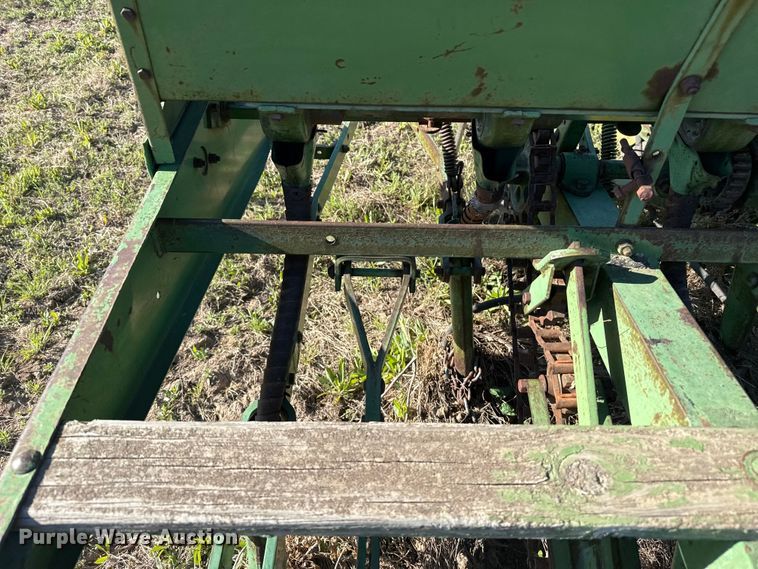 image for item GP9653 John Deere grain drill