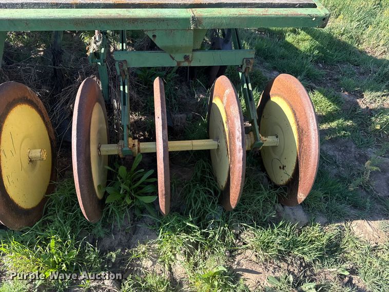 image for item GP9653 John Deere grain drill