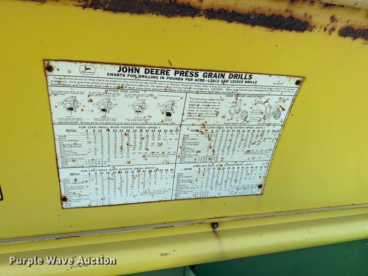 image for item GP9653 John Deere grain drill