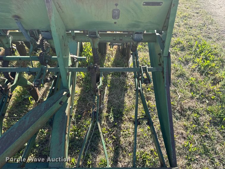 image for item GP9654 John Deere grain drill