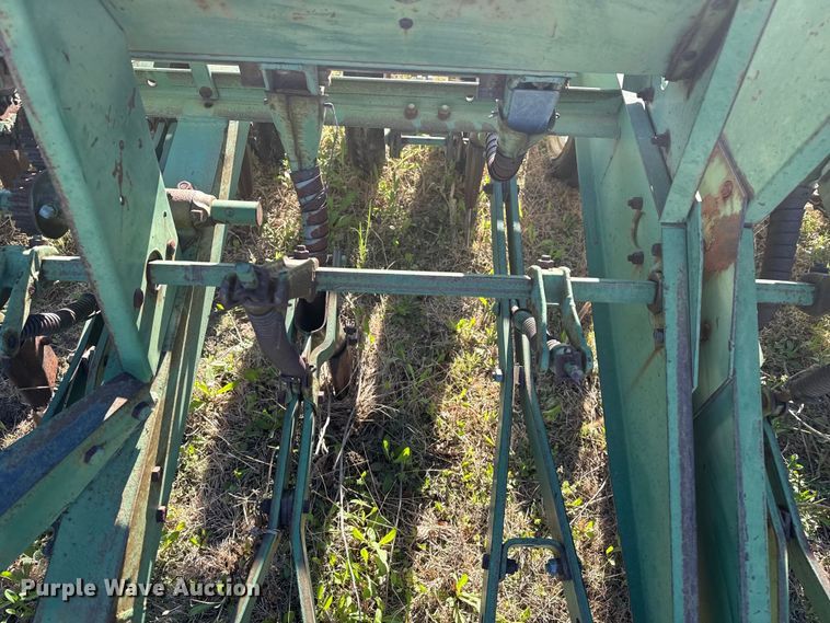 image for item GP9654 John Deere grain drill