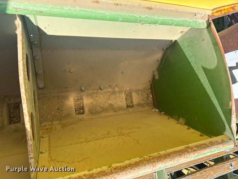 image for item GP9654 John Deere grain drill
