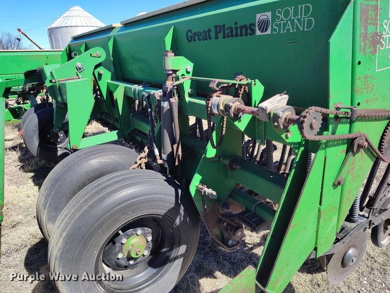 image for item IH9477 Great Plains Solid Stand 45 grain drill