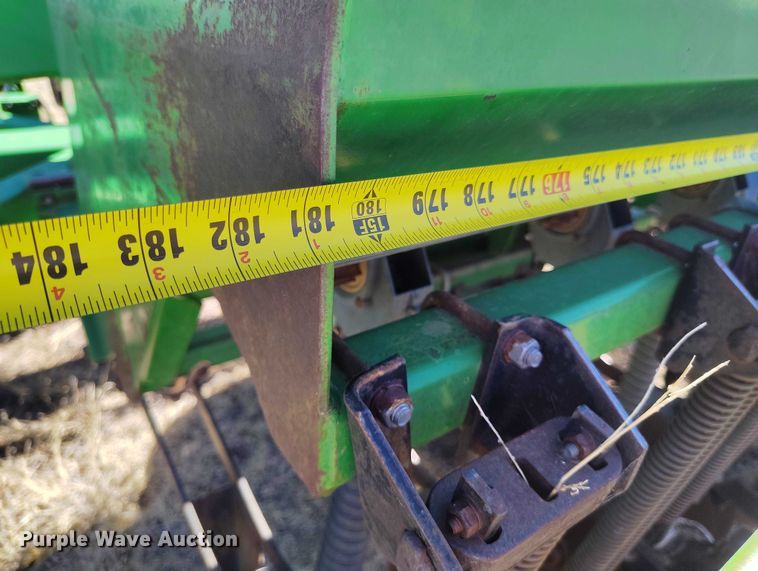 image for item IH9477 Great Plains Solid Stand 45 grain drill