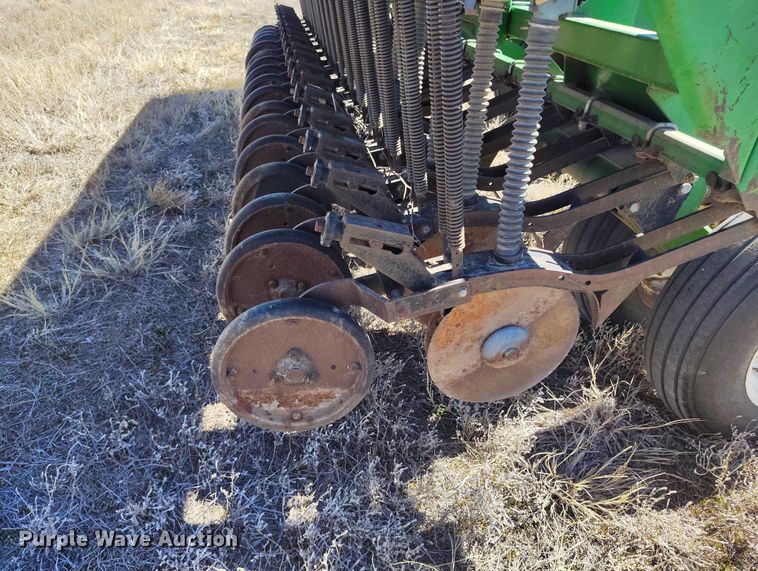 image for item IH9477 Great Plains Solid Stand 45 grain drill