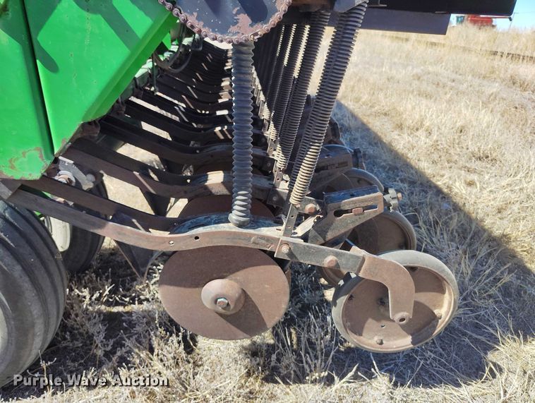 image for item IH9477 Great Plains Solid Stand 45 grain drill
