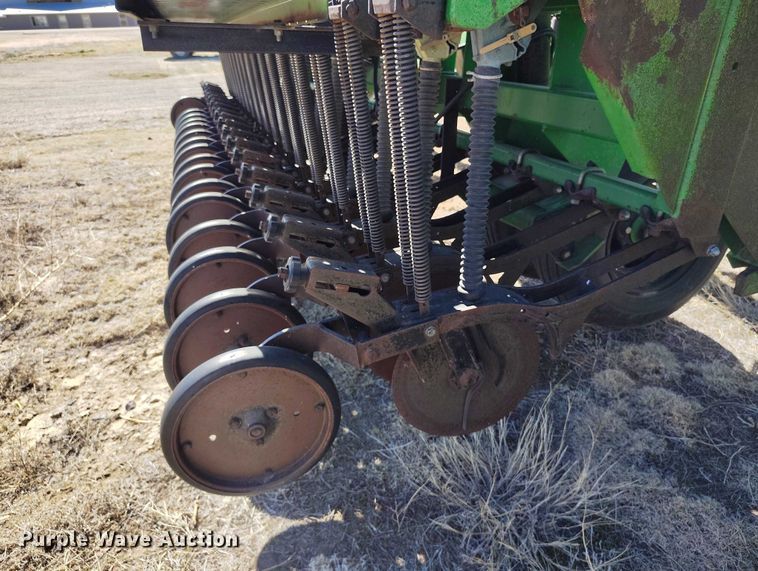 image for item IH9477 Great Plains Solid Stand 45 grain drill