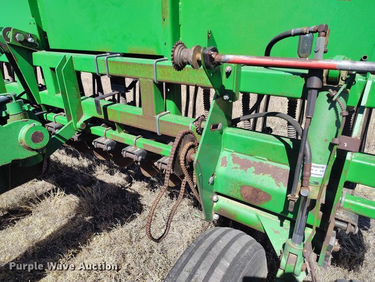 image for item IH9477 Great Plains Solid Stand 45 grain drill