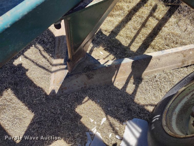 image for item IH9478 Flex King 9x6 sweep plow