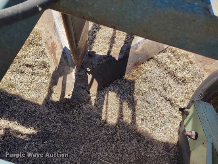 image for item IH9478 Flex King 9x6 sweep plow